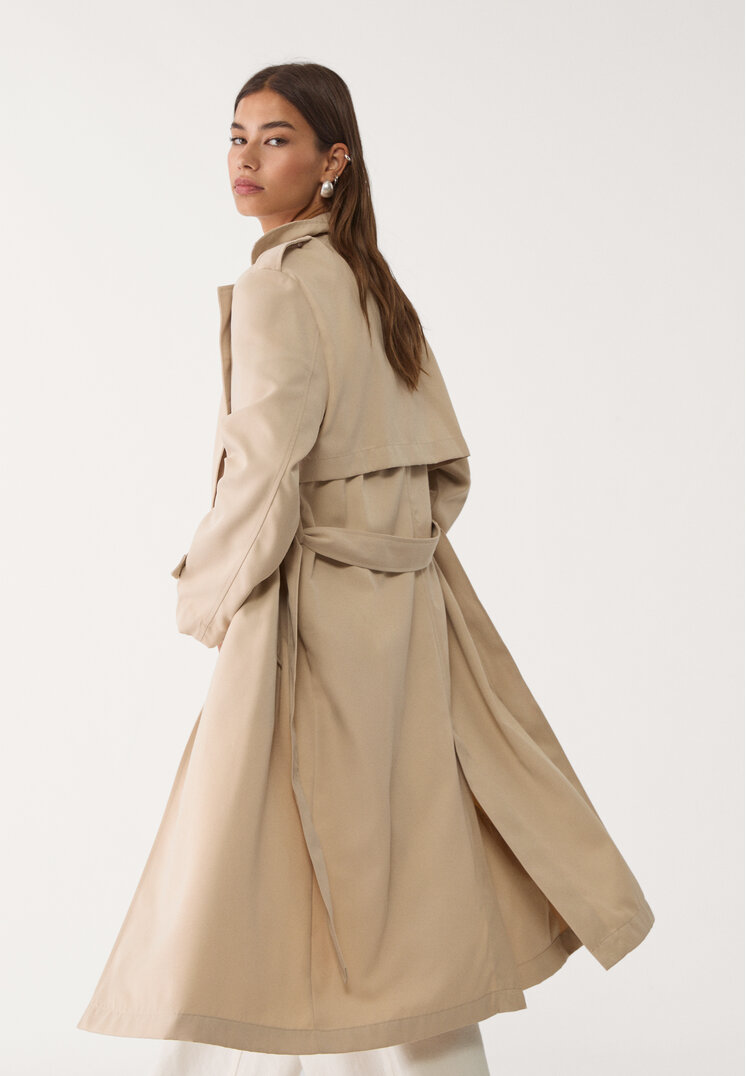 trench fluido largo