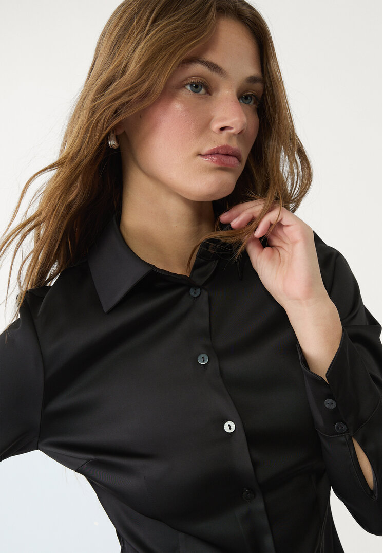 camisa fitted satinada
