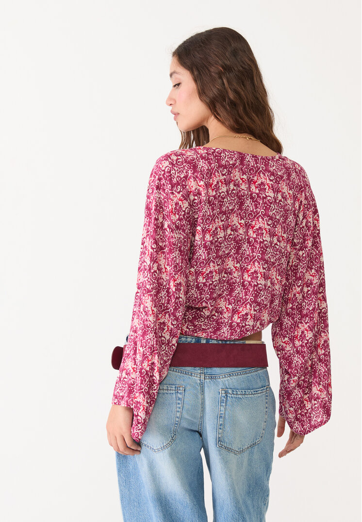 blusa fluida nudo