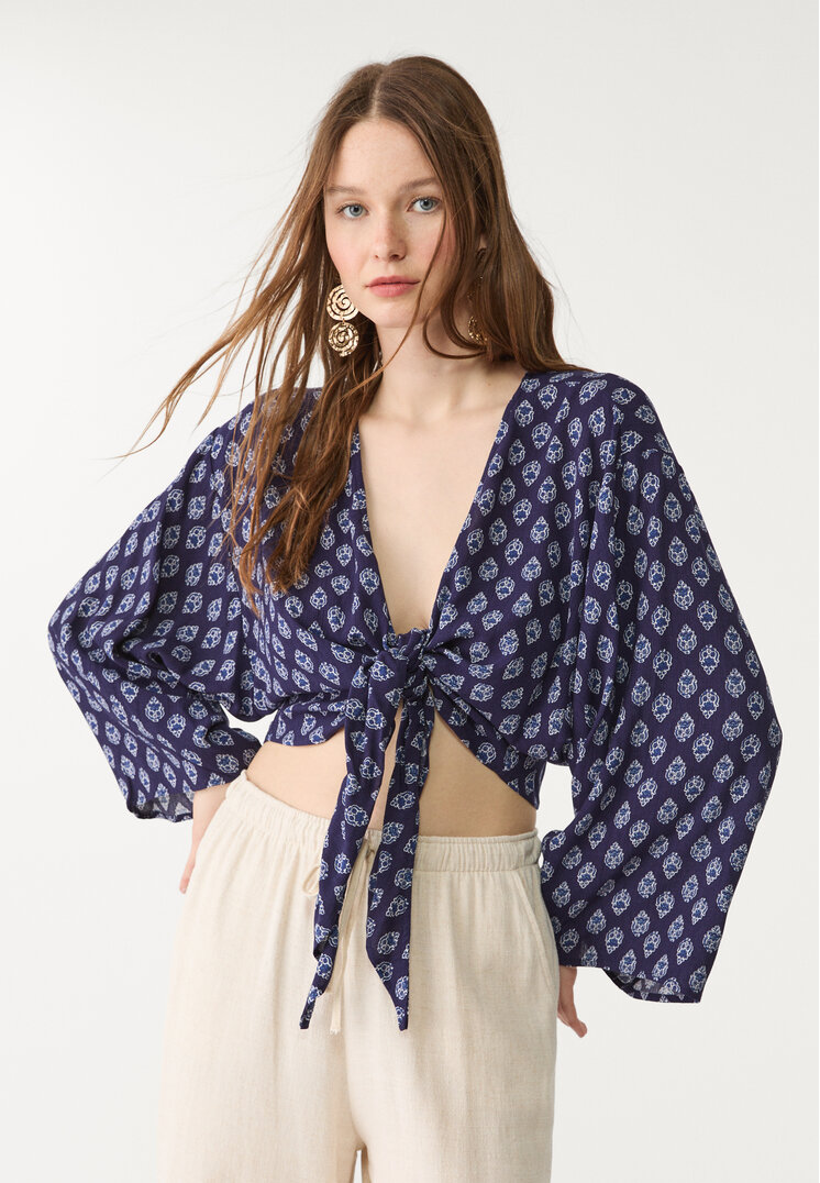 blusa fluida nudo
