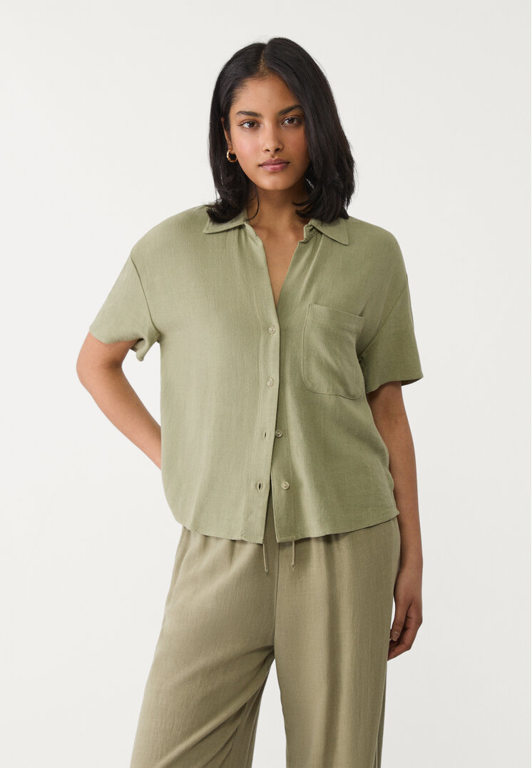 camisa manga corta con lino