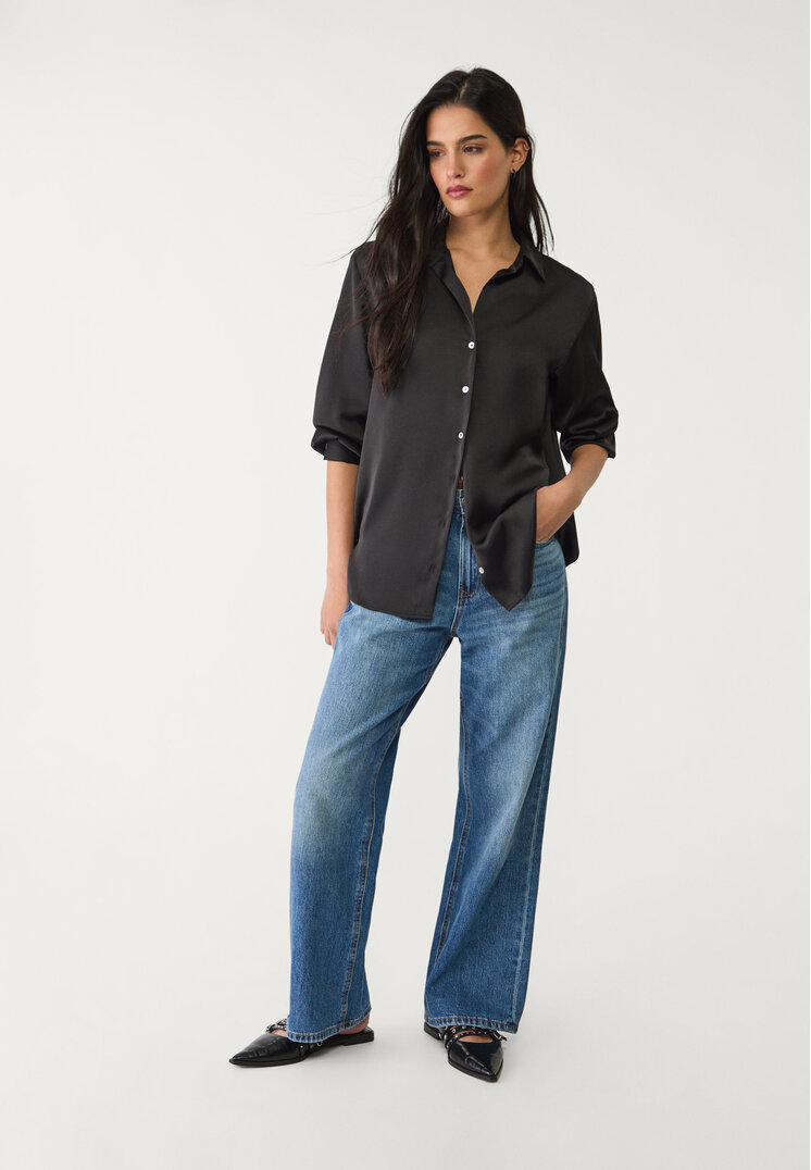 camisa saten cuello solapa