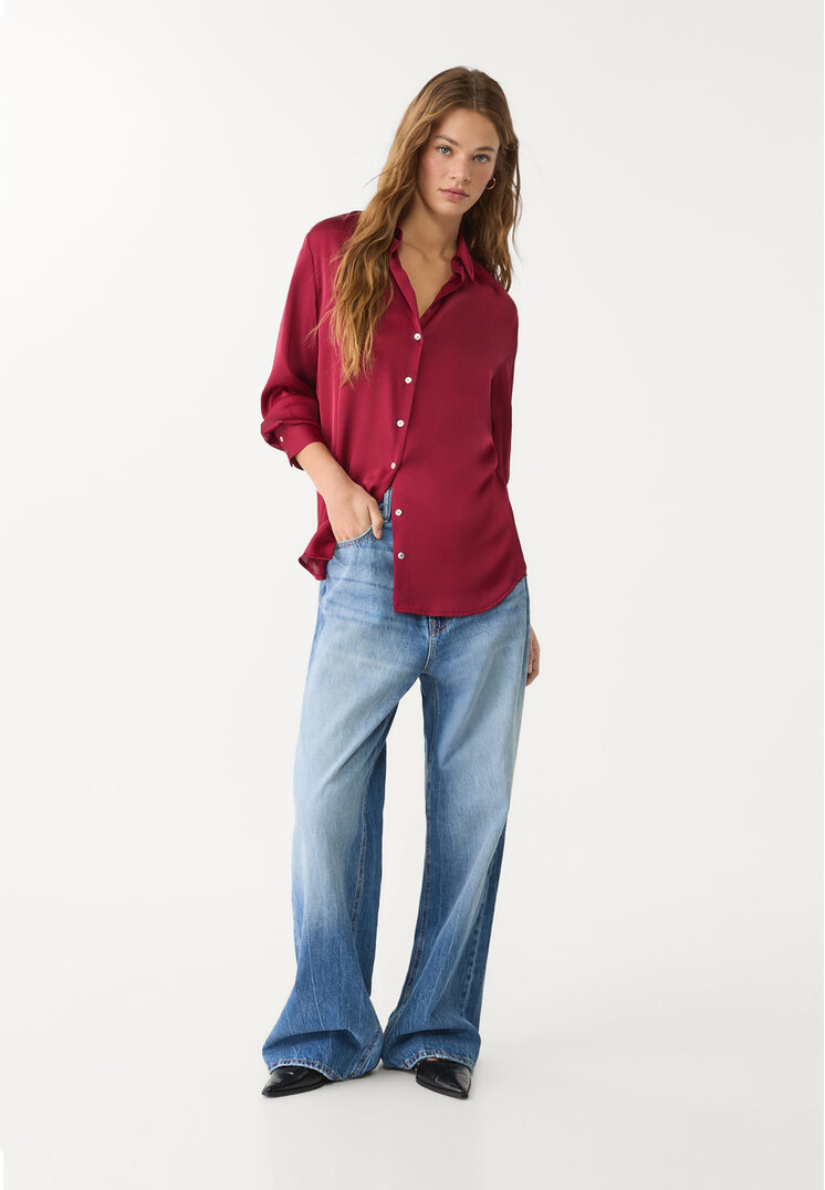 camisa saten cuello solapa