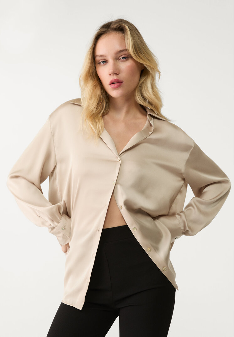 Stradivarius Cămașă Din Satin Cu Guler Și Rever Piatră Xl