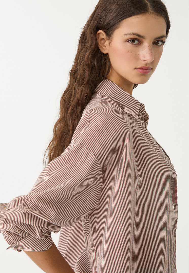 camisa basica fluida bolsillo