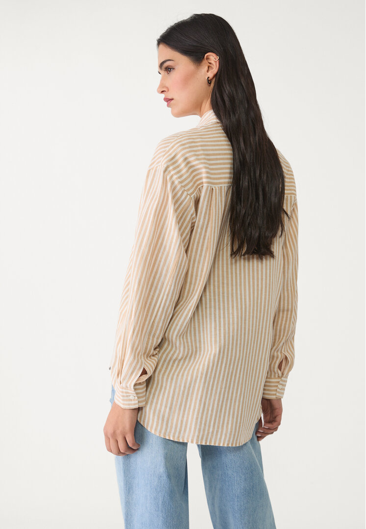 camisa fluida con lino