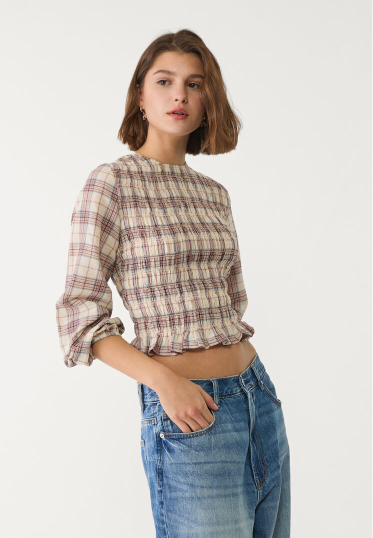 blusa cuadros volantes