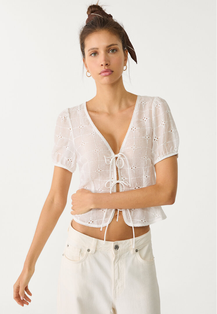 blusa fluida nudos bordada