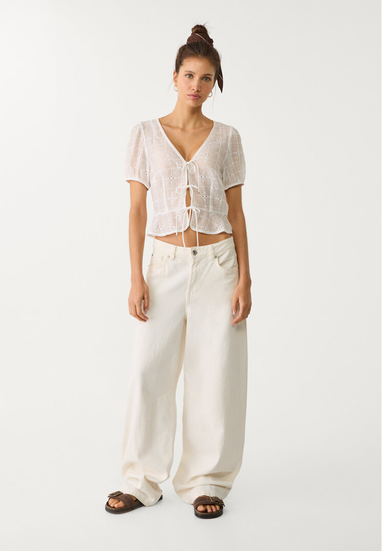 blusa fluida nudos bordada