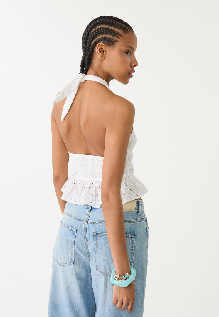 top halter bordado