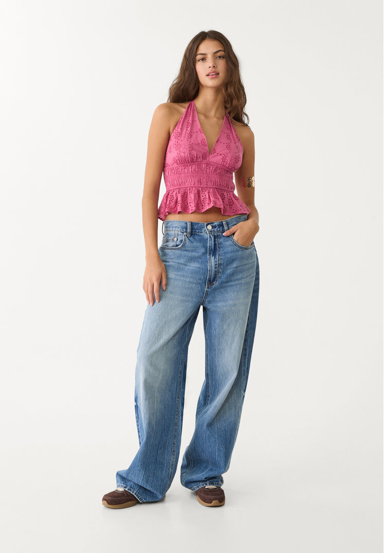top halter bordado