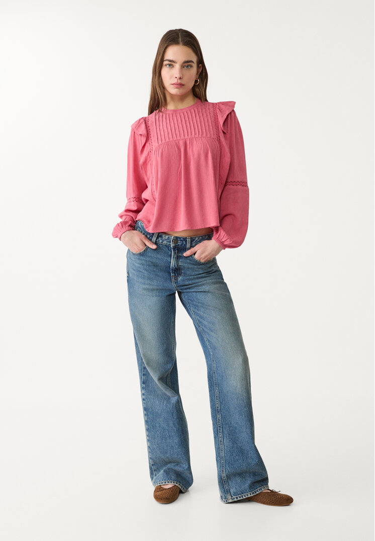 blusa fluida volantes