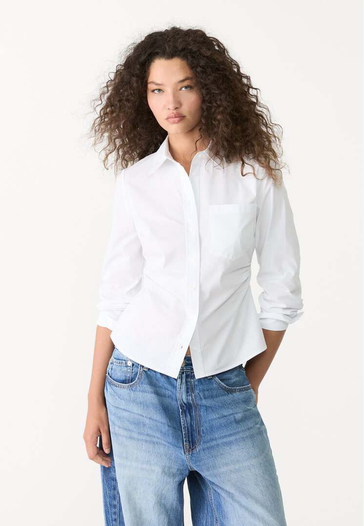 camisa fitted frunce bolsillo