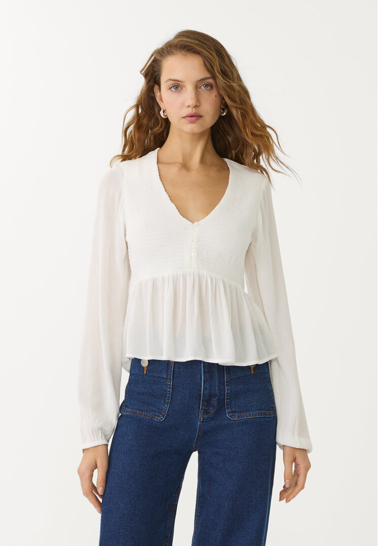 blusa fluida volantes