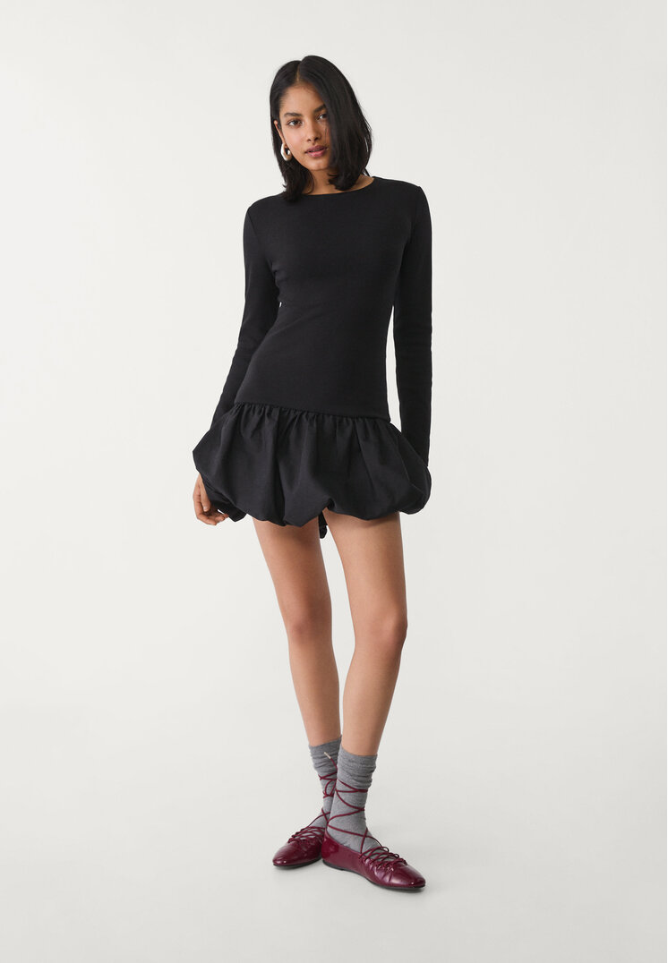 vestido corto globo