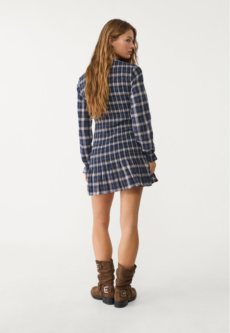 vestido corto volantes cuadros