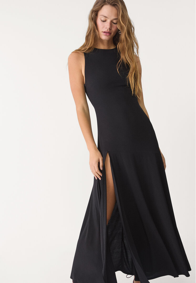 vestido midi fluido abertura