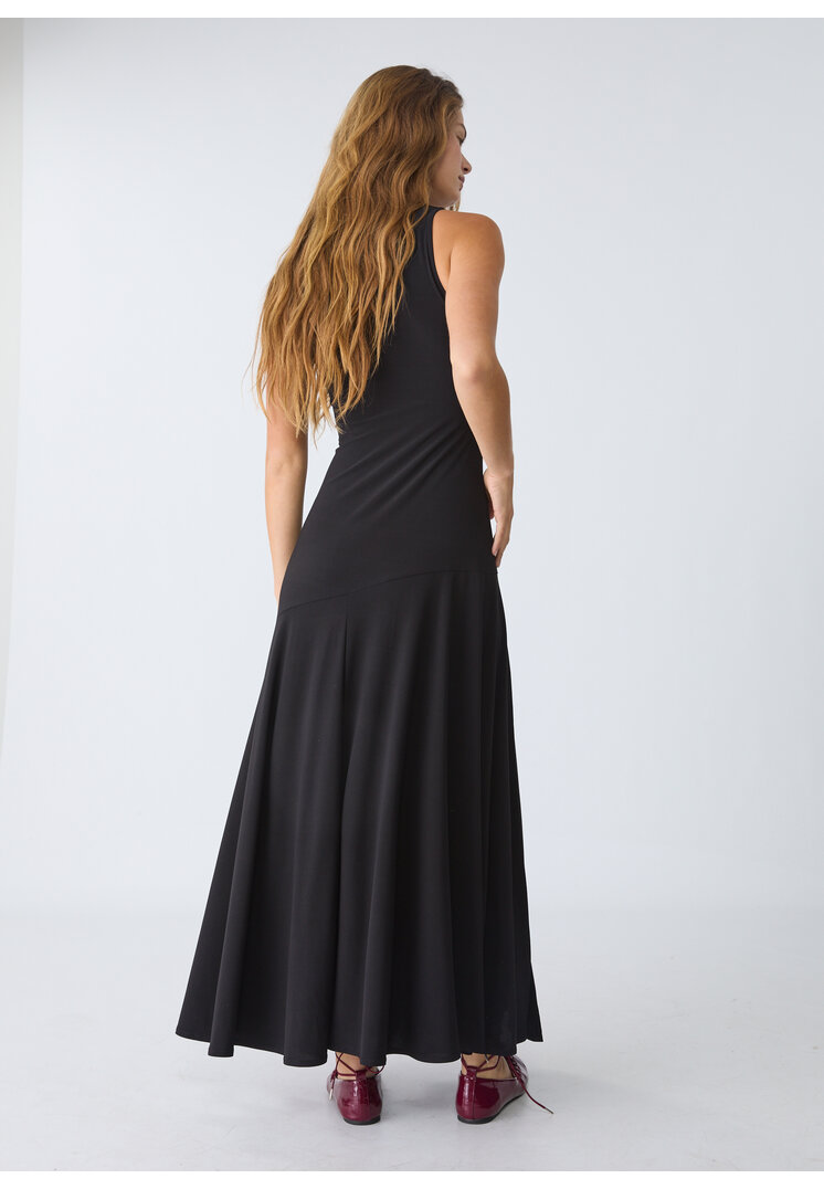 vestido midi fluido abertura