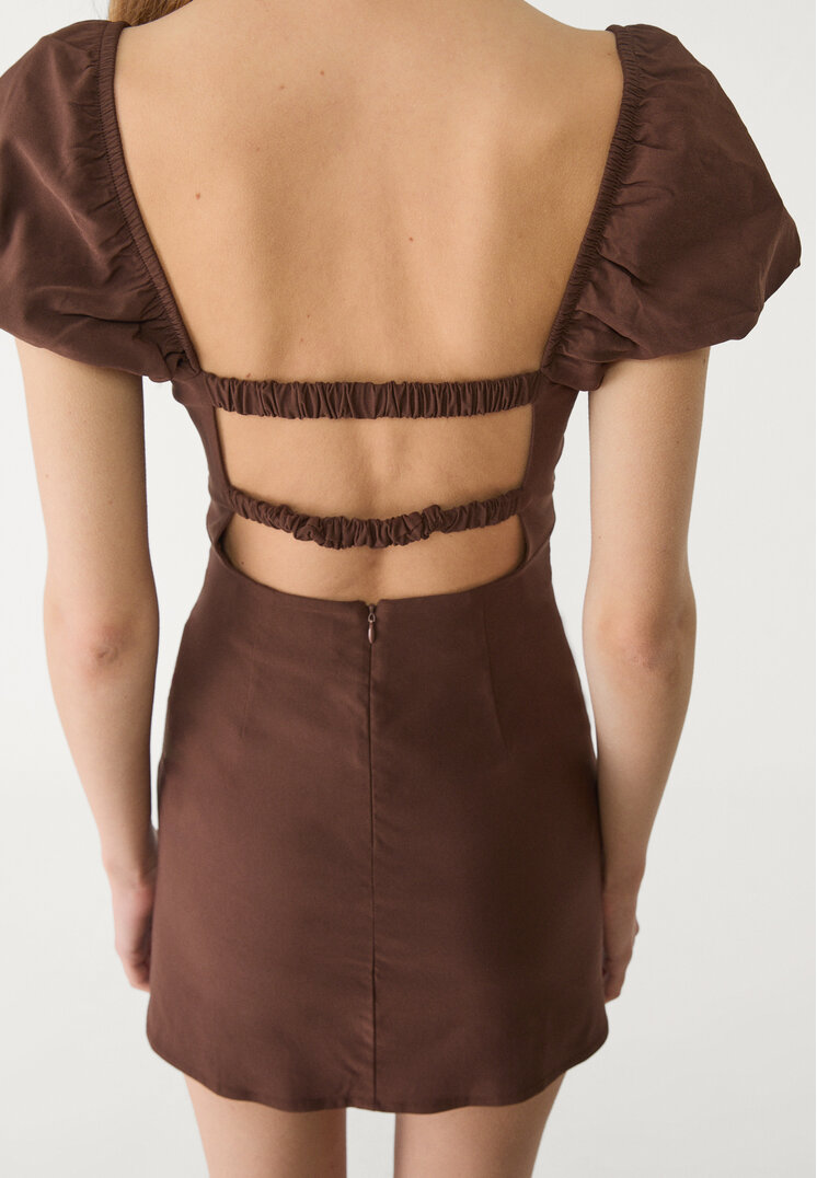 vestido corto espalda descubierta