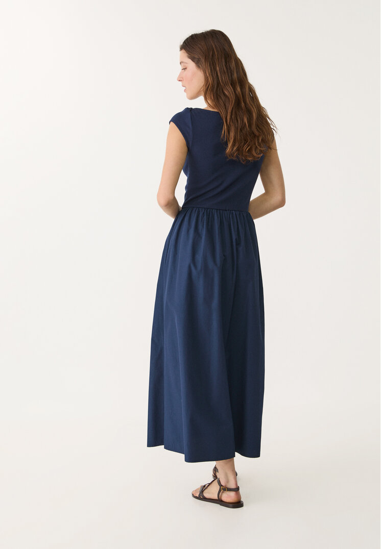 vestido midi combinado
