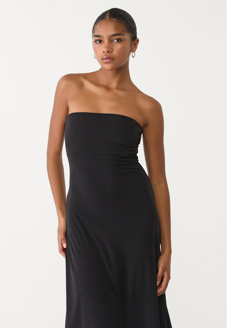 vestido midi evase hombros descubiertos