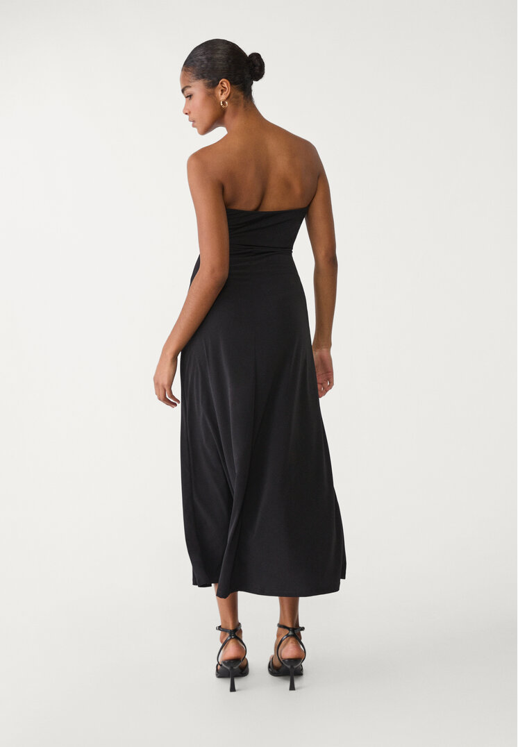 vestido midi evase hombros descubiertos