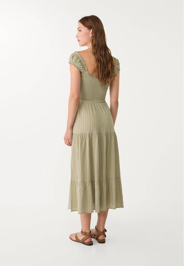 vestido fluido midi