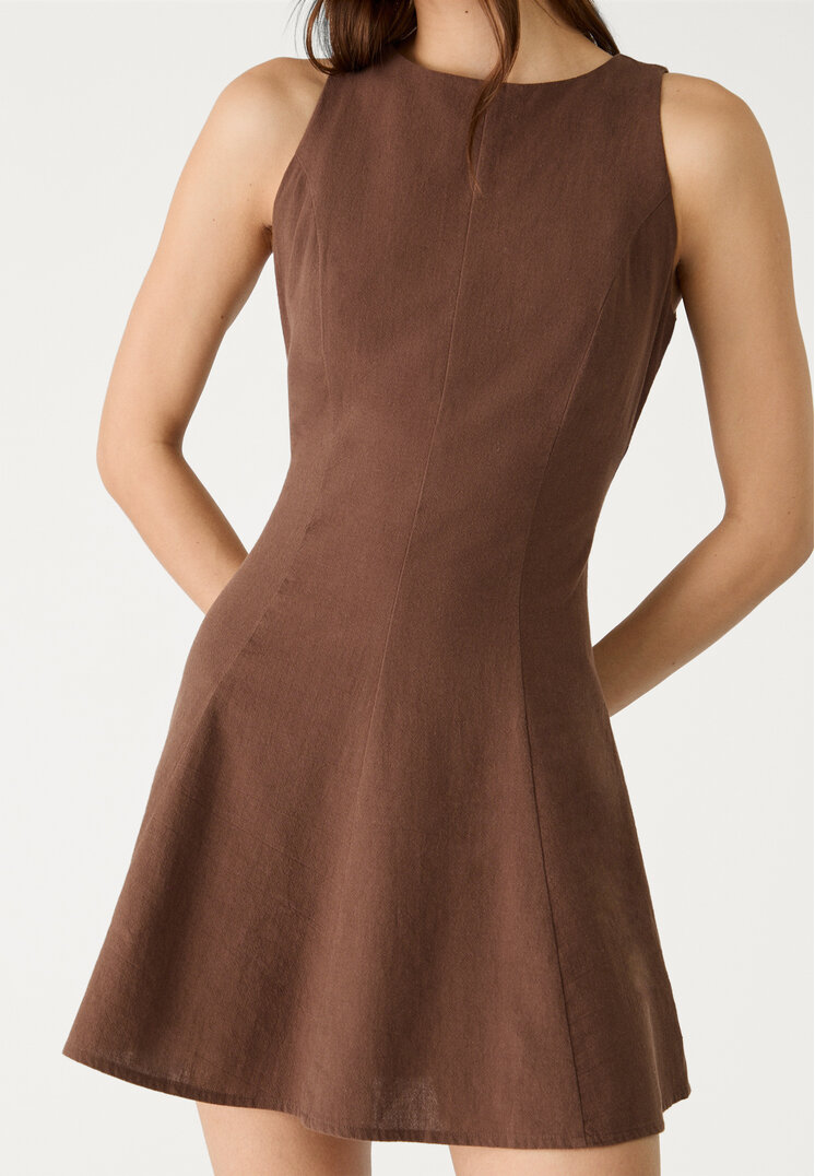 vestido corto fluido