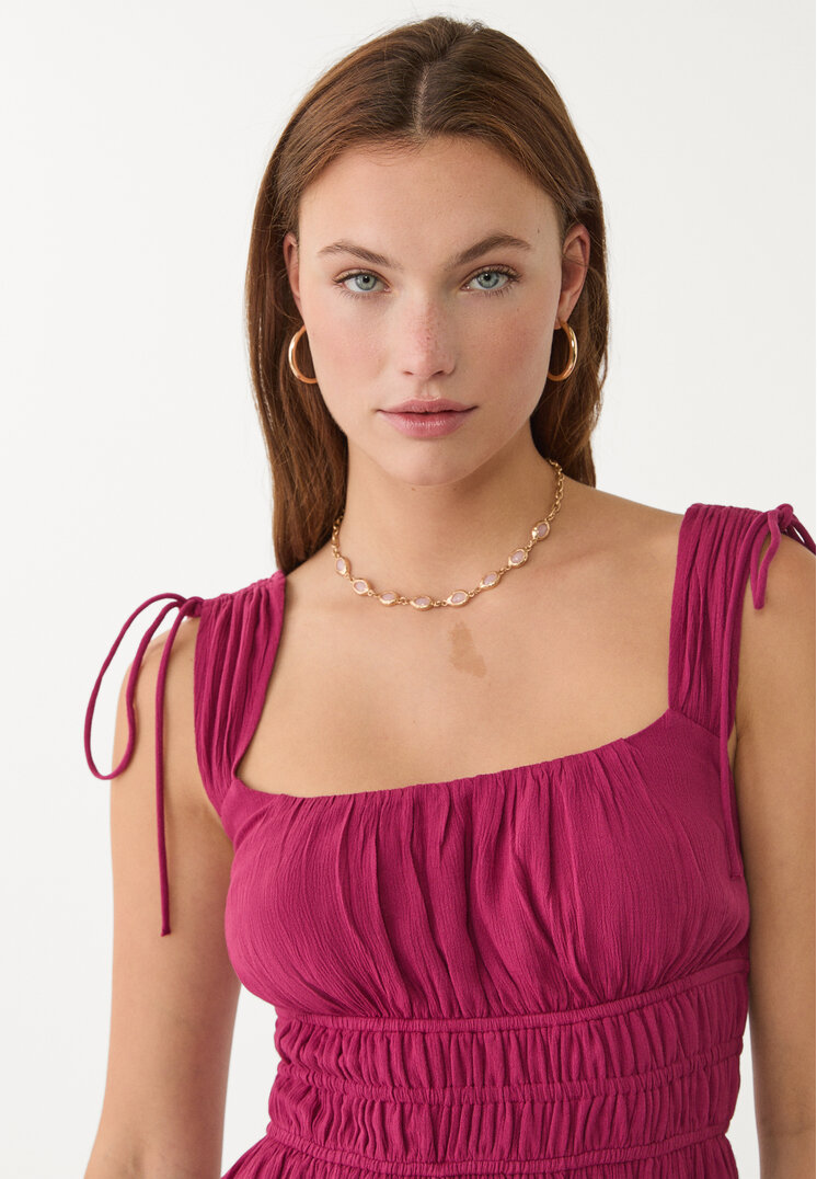 vestido corto fluido
