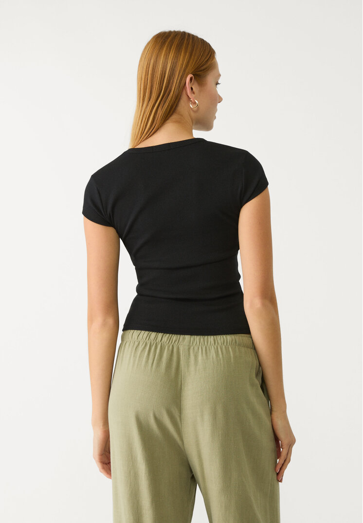camiseta fitted canale
