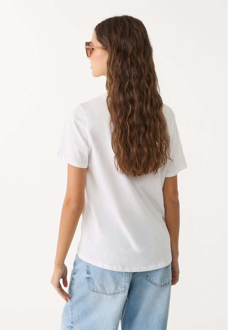 camiseta basica cuello pico