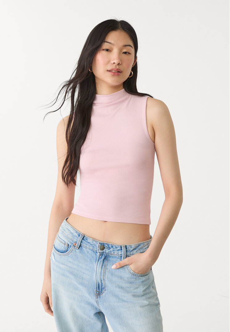 camiseta basica ajustada cuello perkins