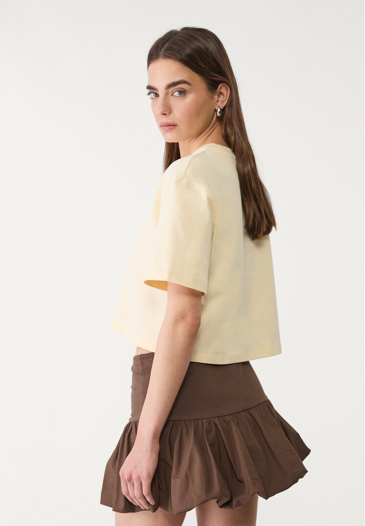 camiseta crop heavy cotton