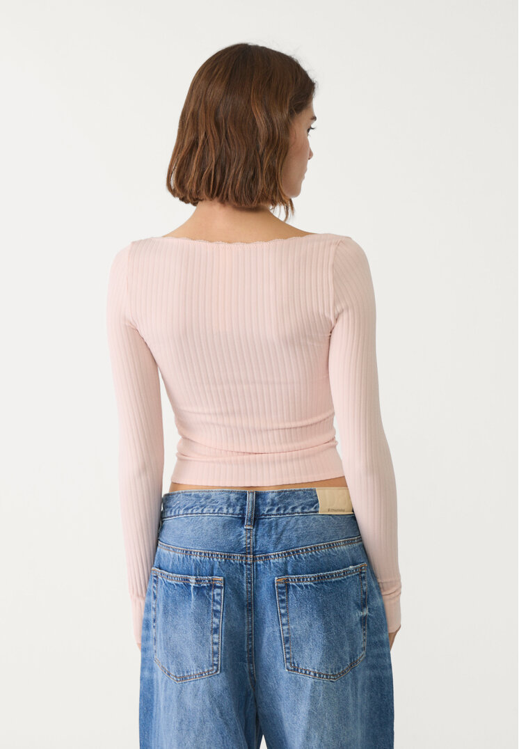 camiseta escote pico seamless