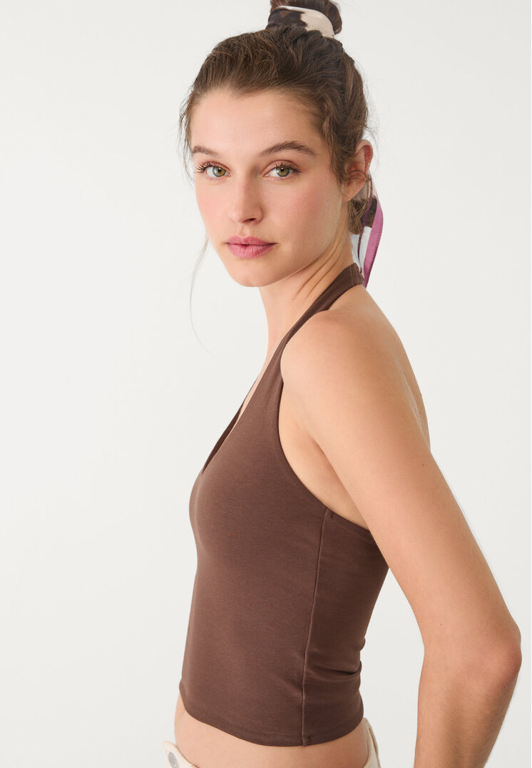 top corto halter