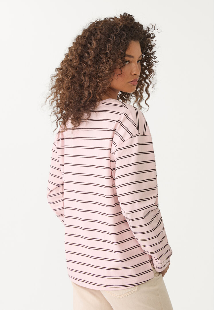 camiseta oversize rayas