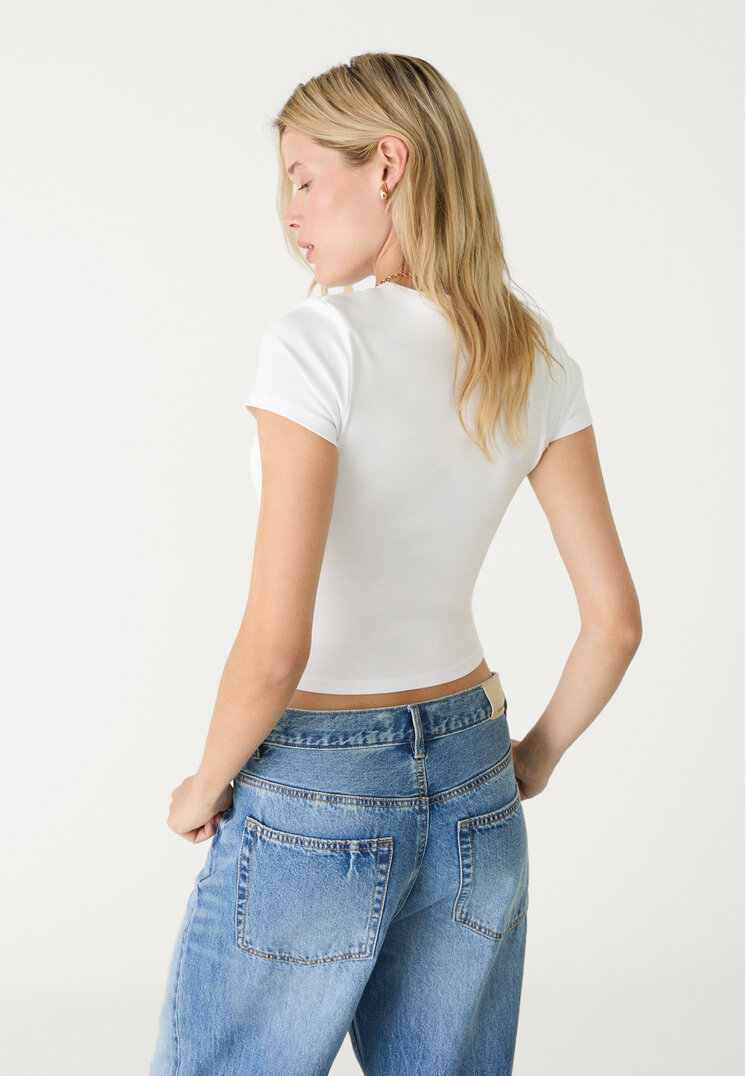camiseta basica slim fit