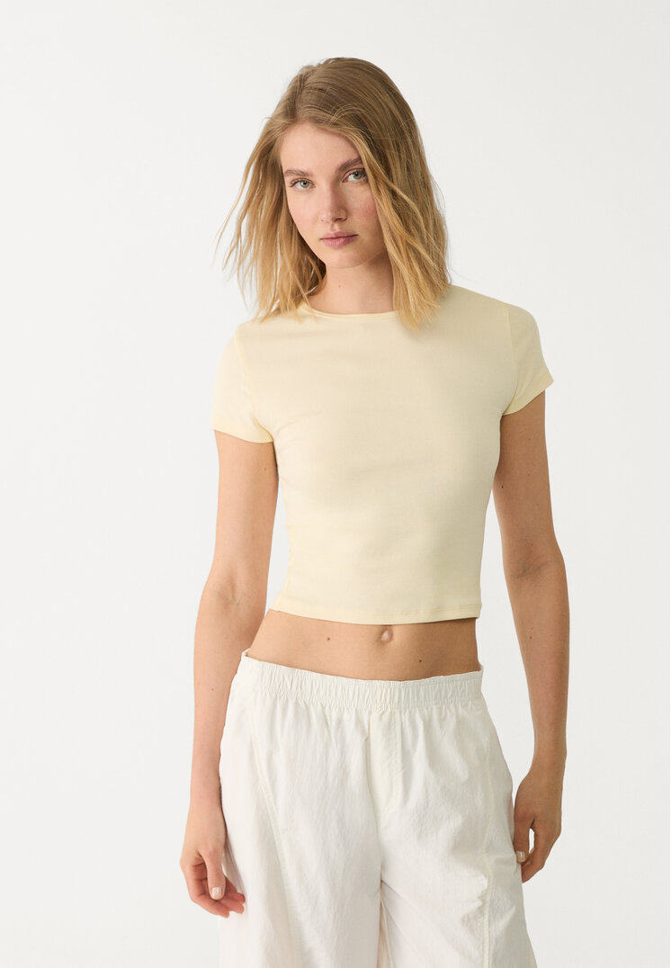 camiseta basica slim fit