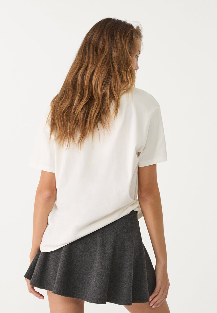 camiseta estampada brillos