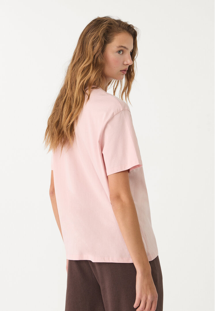 camiseta estampada brillos