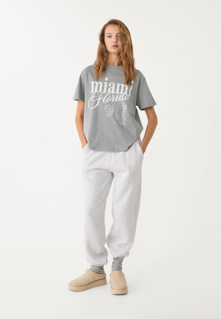 camiseta estampada brillos