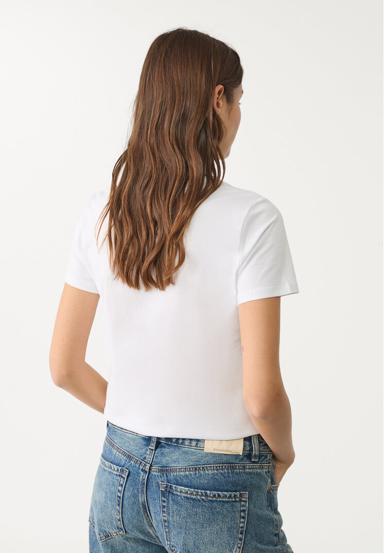 camiseta estampado metalizado
