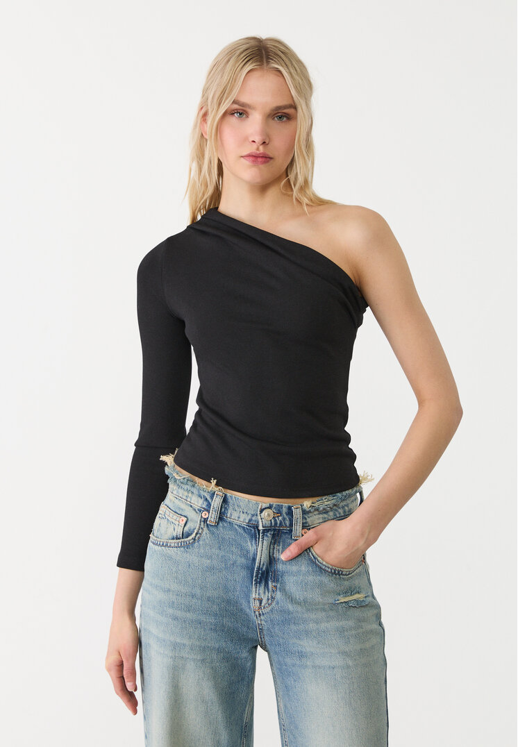 camiseta asimetrica