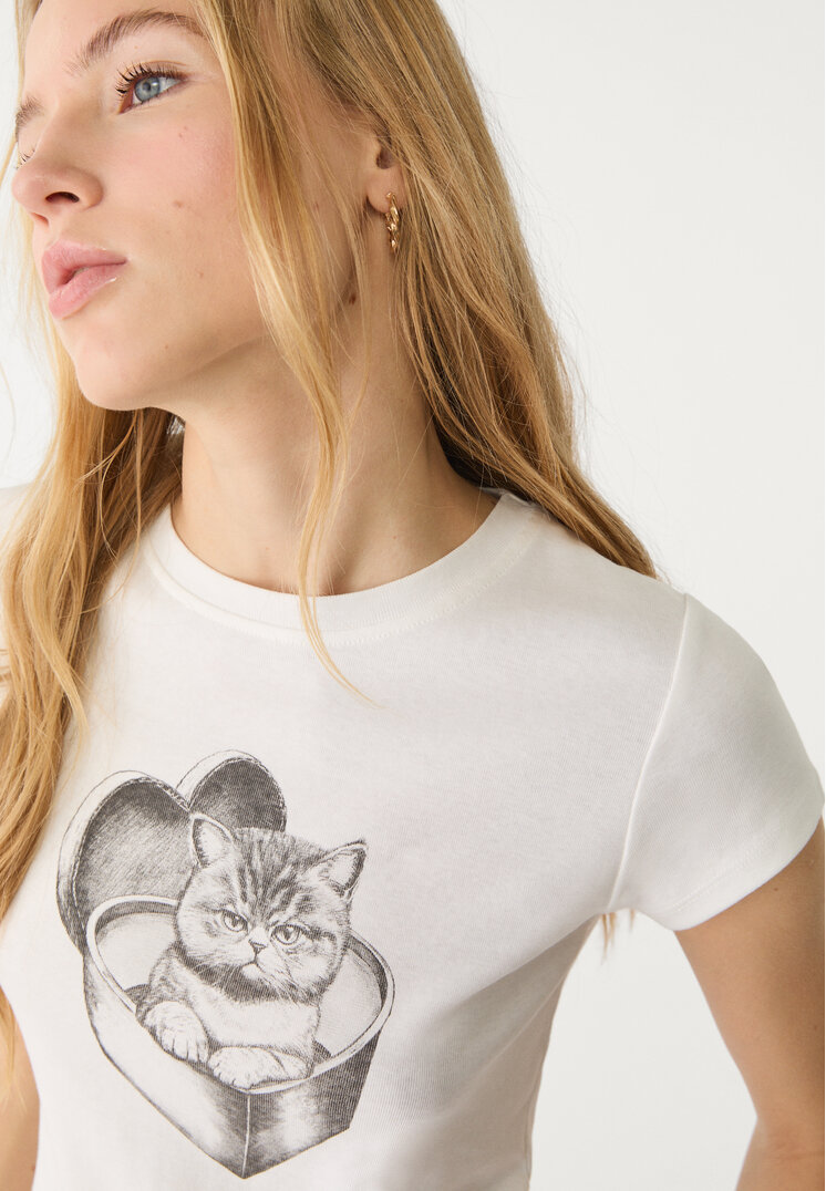 camiseta fitted estampado
