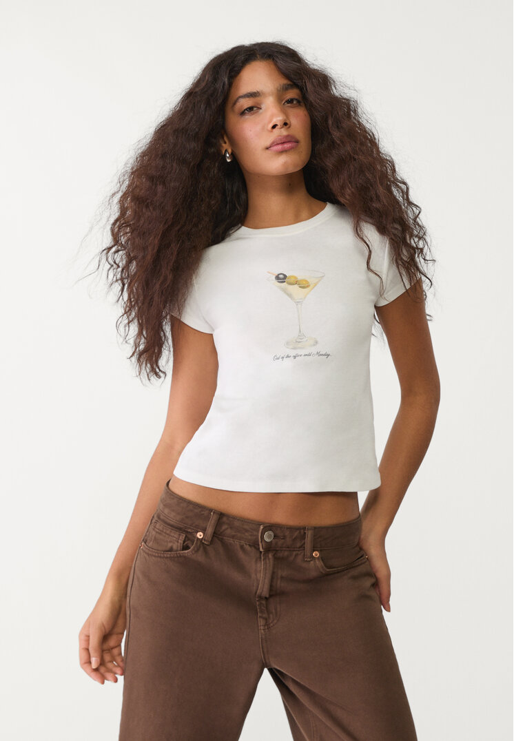 camiseta fitted estampado