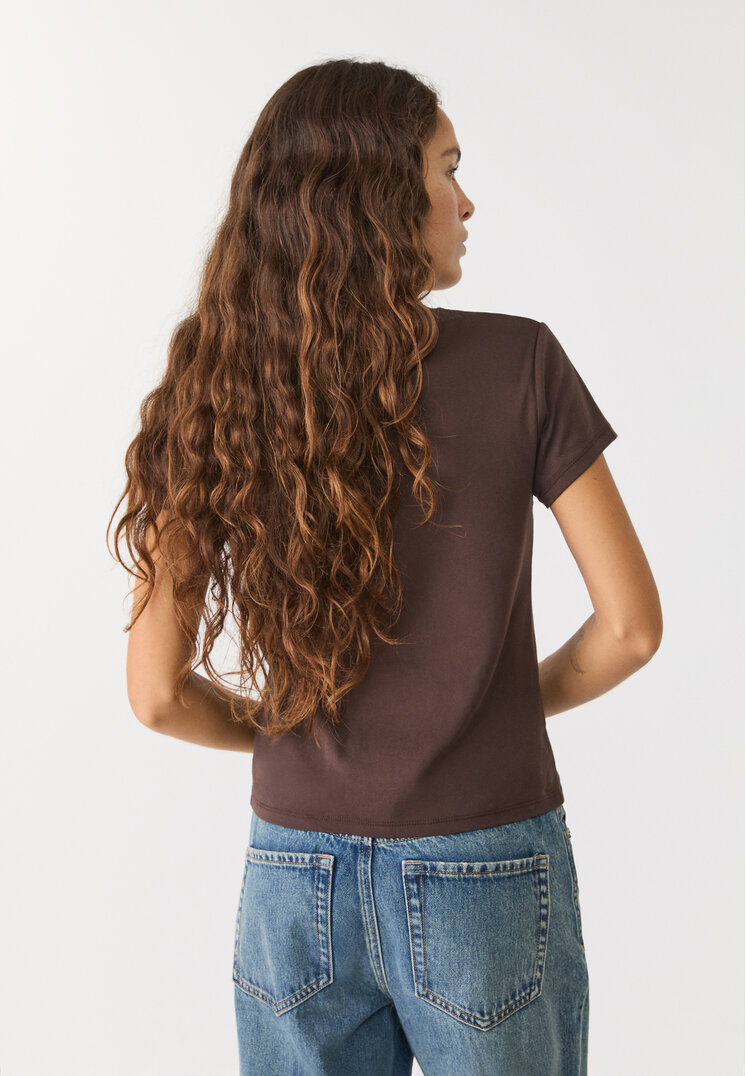 camiseta fitted coffe first