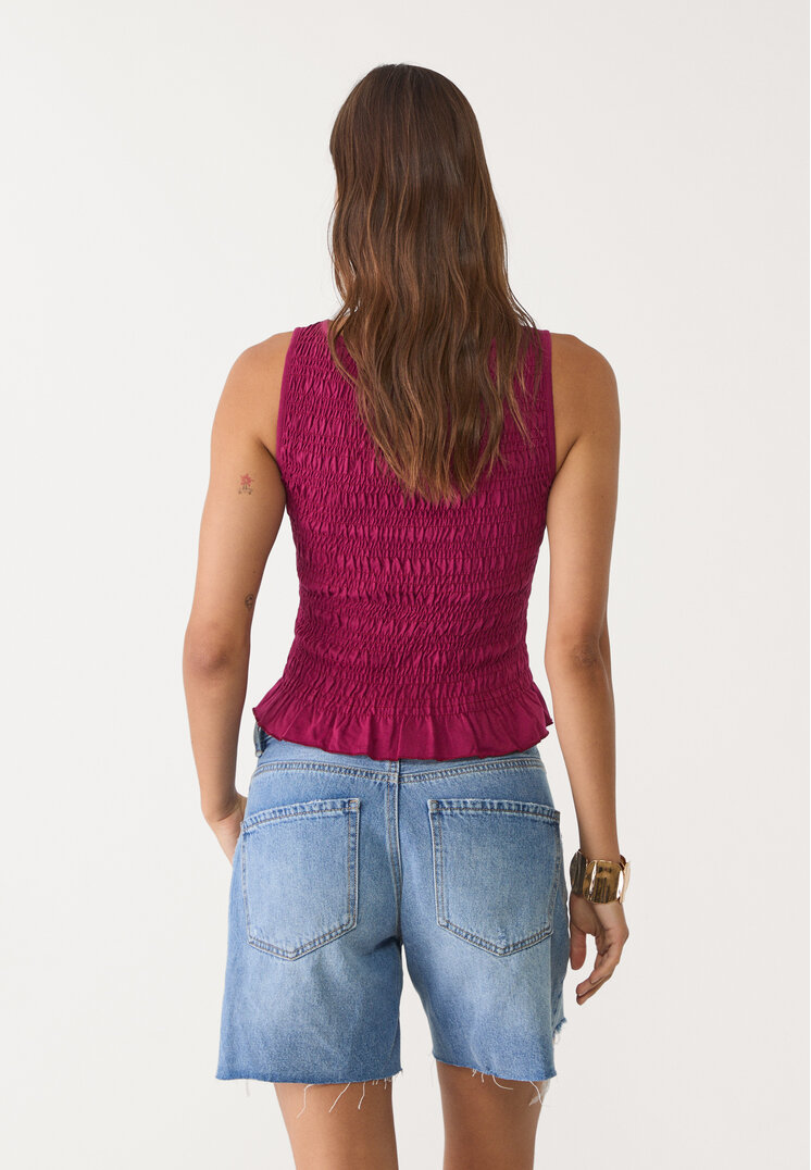 camiseta fruncida volantes
