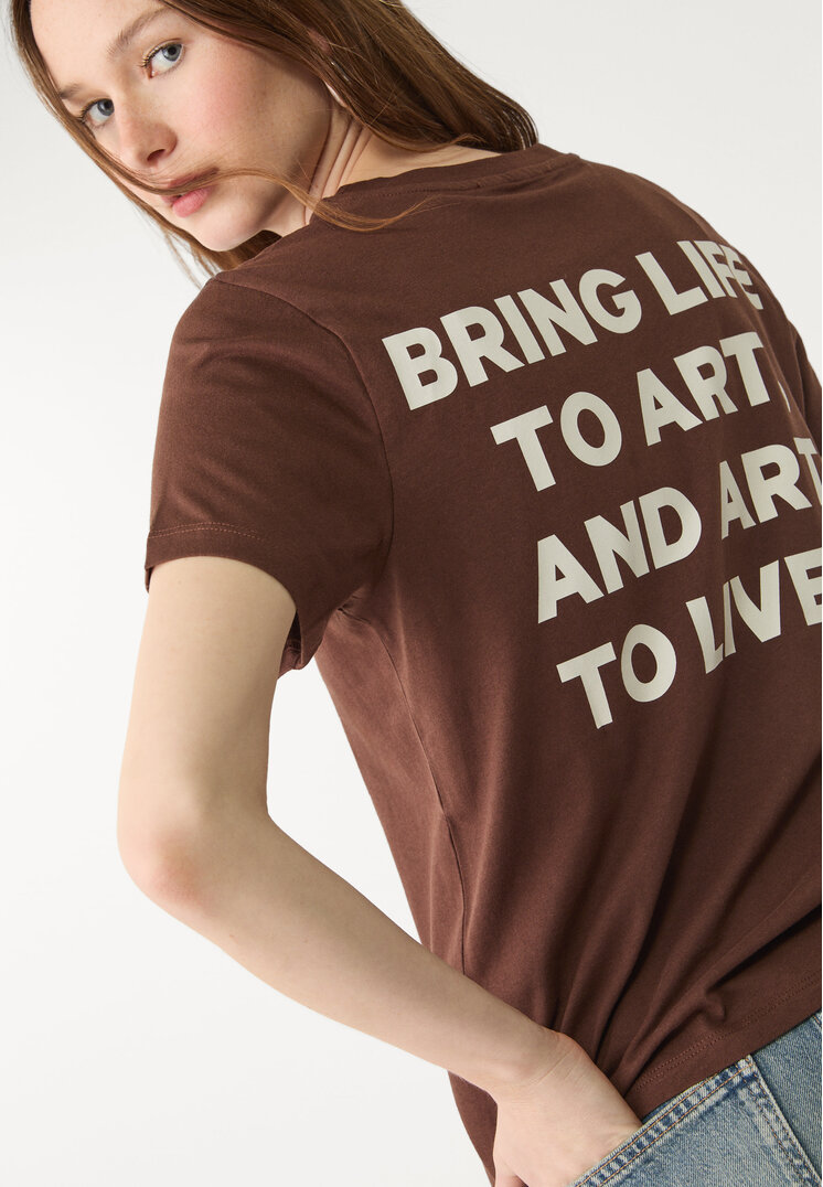 camiseta regular fit the met