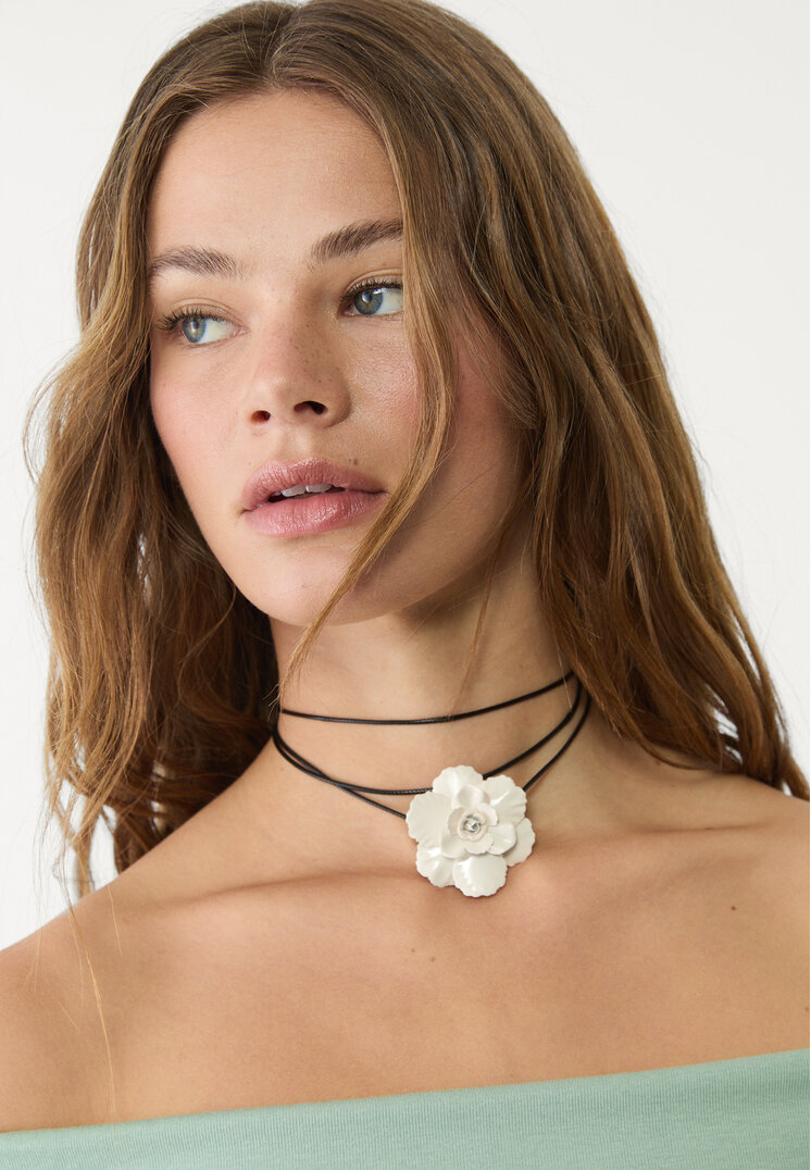 collar cordon flor metalica