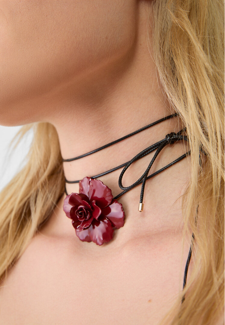 collar cordon flor metalica